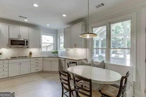 1812 Tobey Rd, Chamblee, GA 30341 photo 6