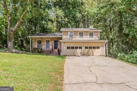 3406 Deshong Dr, Stone Mountain, GA 30087