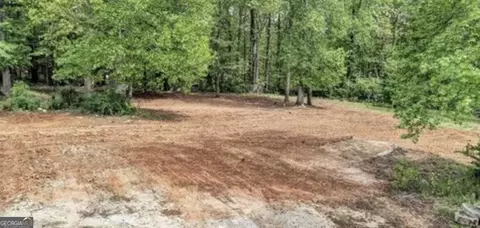329 Whitaker Rd, Lagrange, GA 30240