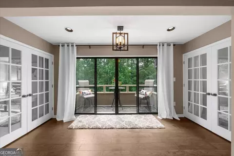 25305 Plantation Dr NE, Atlanta, GA 30324
