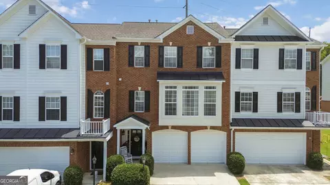 5995 Turfway Park Ct, Sugar Hill, GA 30518