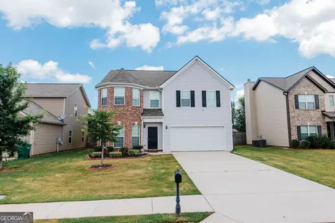 162 Amelia Dr, Byron, GA 31008