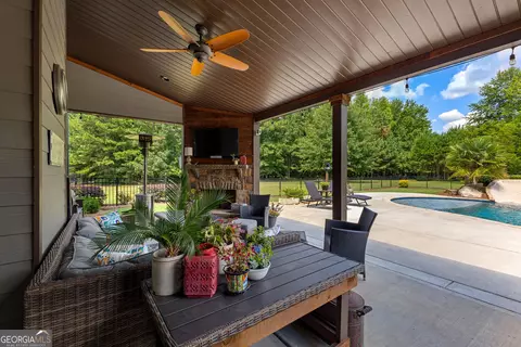 Exterior - 106 Huckaby Rd, Brooks, GA 30205 photo 4 of 22