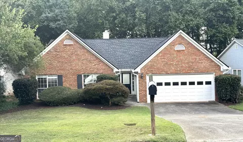670 Paris Dr, Lawrenceville, GA 30043