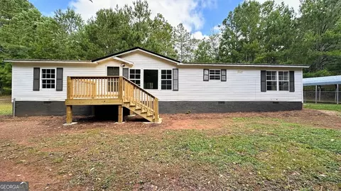 334 Tanyard Rd, Bowdon, GA 30108