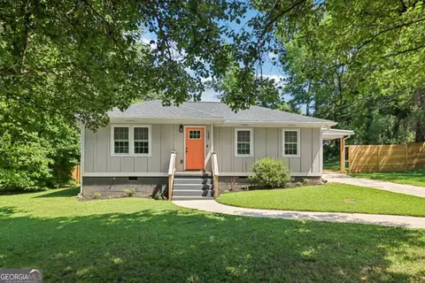 2467 Fernleaf Ln, Decatur, GA 30033