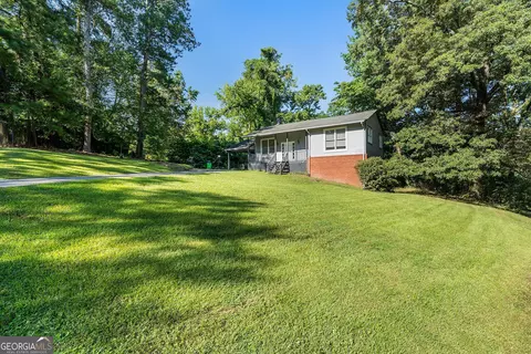 5056 Fairmont Rd SE, Smyrna, GA 30082