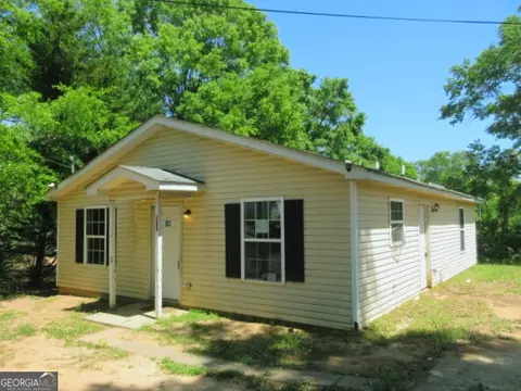 820 Haskell Ward Dr, Griffin, GA 30223