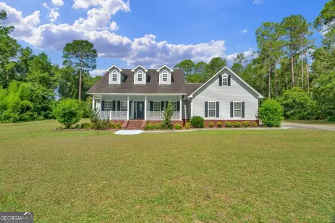 6683 Tanglewood Dr, Blackshear, GA 31516