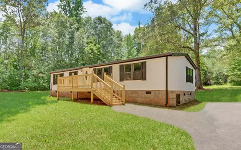 Exterior - 53 Yonah Dam Rd, Toccoa, GA 30577 photo 2 of 8