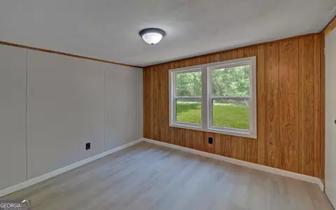 Bedroom - 53 Yonah Dam Rd, Toccoa, GA 30577 photo 7 of 8