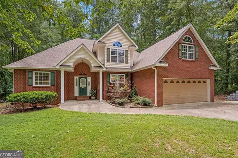 1217 Monticello Dr, Villa Rica, GA 30180