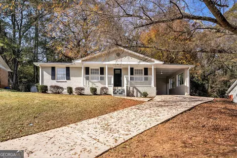 896 Meadow Rock Way, Stone Mountain, GA 30083