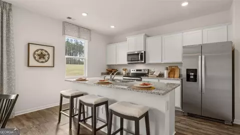126 Oakchase Park Ln, Hampton, GA 30228 photo 4