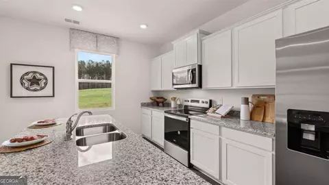 126 Oakchase Park Ln, Hampton, GA 30228 photo 5