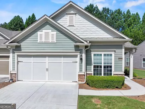 6141 Longleaf Dr, Hoschton, GA 30548