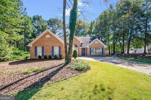 5904 Clipper Bay, Flowery Branch, GA 30542