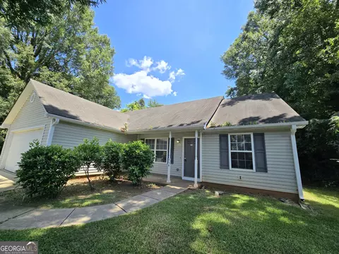 999 Dixie Dr, Jonesboro, GA 30236
