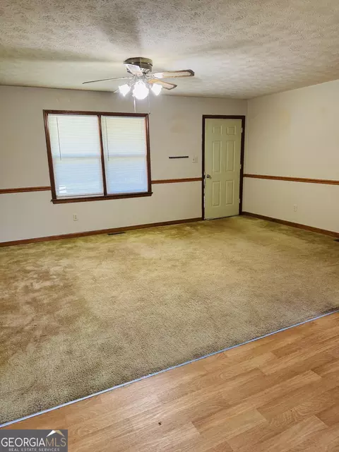 Living - 146 Moore Rd, Jackson, GA 30233 photo 1 of 1