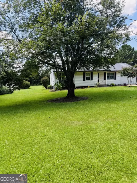 Exterior - 146 Moore Rd, Jackson, GA 30233 photo 2 of 5