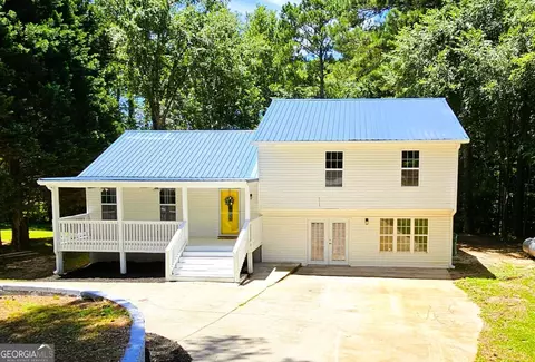 389 Waxwing Dr, Monticello, GA 31064