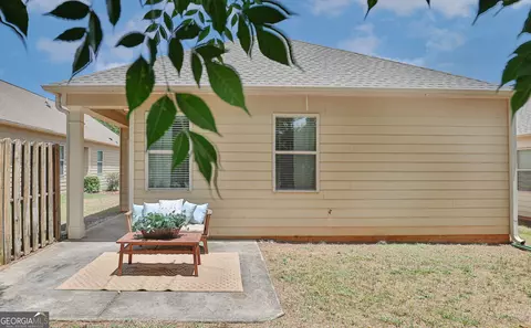 Exterior - 239 River Meadow Dr, Lagrange, GA 30241 photo 3 of 5