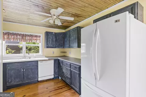 Kitchen - 282 E Second St, Blue Ridge, GA 30513 photo 1 of 1