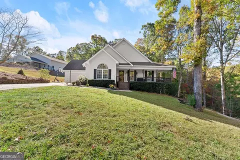 125 Rainbow Cir, Cleveland, GA 30528