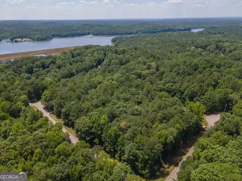 1 S River Run Dr, Hogansville, GA 30230