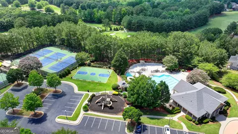 570 Grimsby Ct, Suwanee, GA 30024 photo 13