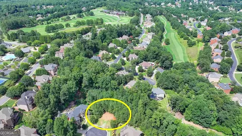 570 Grimsby Ct, Suwanee, GA 30024 photo 9