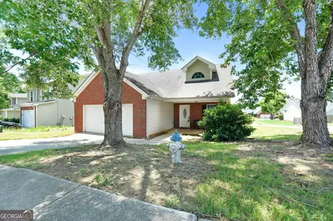 151 Madison Ave, Jackson, GA 30233