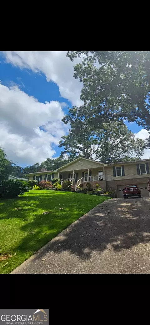 6074 Shallow Wood Ln, Douglasville, GA 30135