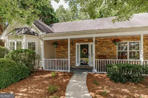 Exterior - 2249 Cluster Ln, Grayson, GA 30017 photo 3 of 14