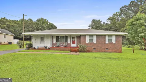 120 Sunshine Dr, Barnesville, GA 30204