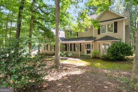 1091 To Lani Dr, Stone Mountain, GA 30083