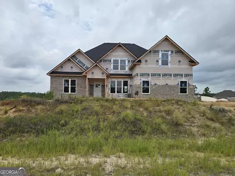 181 Doublegate Dr, Lizella, GA 31052