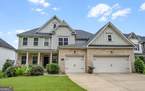 207 Wild Rose Cir, Holly Springs, GA 30115