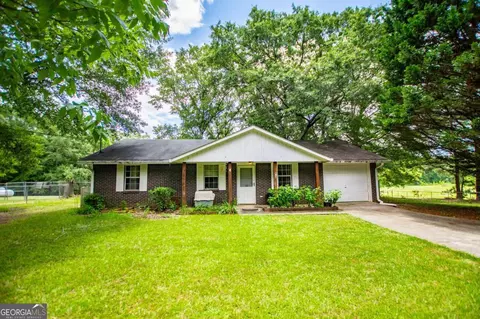 76 Haynes Rd, Moreland, GA 30259