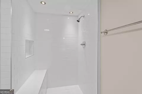Bath - 166 James Dr, Hampton, GA 30228 photo 3 of 5