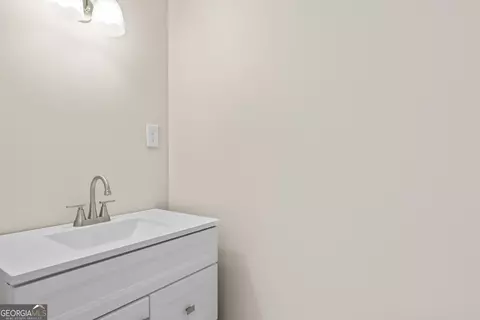 Bath - 166 James Dr, Hampton, GA 30228 photo 1 of 5