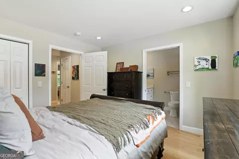 Bedroom - 231 Pine Ave #A, Demorest, GA 30535 photo 4 of 5