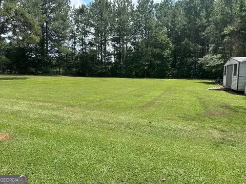 Exterior - 2966 Upper Big Springs Rd, Lagrange, GA 30241 photo 2 of 3