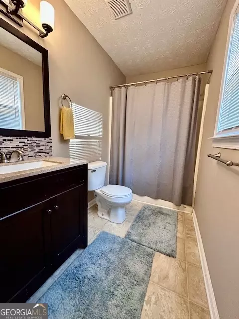 Bath - 2966 Upper Big Springs Rd, Lagrange, GA 30241 photo 2 of 2