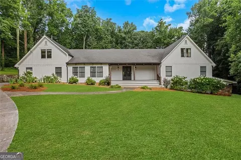 2244 Gunstock Dr, Stone Mountain, GA 30087