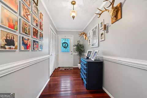 Entry Way - 116 Sitton Ave, Gordon, GA 31031 photo 2 of 3
