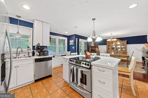 Kitchen - 116 Sitton Ave, Gordon, GA 31031 photo 6 of 6