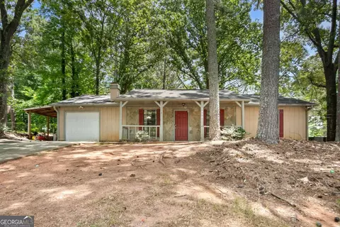 1836 Gingham Ct, Lithonia, GA 30058