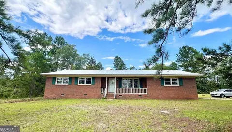 315 Rawlings Way, Uvalda, GA 30473