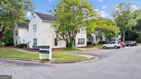 1017 Cannongate Xing SW, Marietta, GA 30064